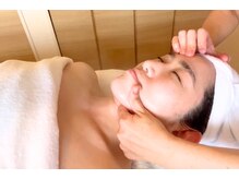 エン(YEN)/小顔たるみ