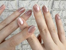 美フォルム際立つシンプル系ネイルもおまかせください！