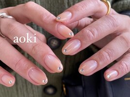 ベージュグラデにストーンネイル