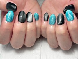 ブラックとターコイズ