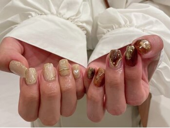 ニュアンスネイルアシメ