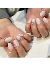 ネイルサロン イントゥ(into_)/いちごミルク　ビジュー