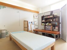 白を基調とした清潔感のある店内♪ゆったりとしたひと時を。