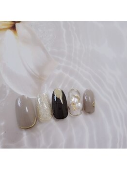 リノ(Lino)/秋ネイルサンプル