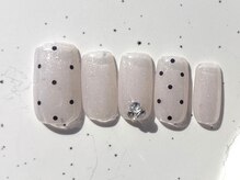 ピョルネイル 浦和(Byul Nail)/ドットシンプル