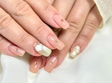パダアット ヴァラネイル 天神南店(PADA at VALLANAIL)/シア-ベージュ/上品ワンポイント