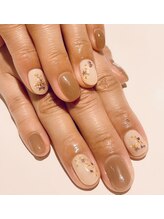 カラン 焼津店(CALIN)/大人押し花ネイル