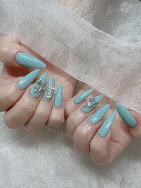 テイファニーブルー