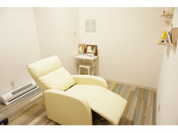 パラジェル登録サロン バランス シンプルネイル&アイラッシュ 新田東店(balance)/リクライニング