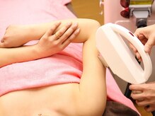 ジョリージョリ(Jolie Joli)/施術シーン