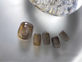 ネイル ドゥ 岡山駅前店(Nail Doux)/大人ニュアンスフットネイル