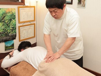 ゆるめる療術院/もみほぐし《腰のマッサージ》