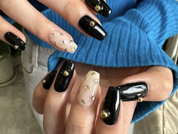 エイチ ネイル(H nail)/ビジューネイル