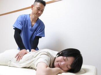 整体の六角/腰痛、足のしびれ、ヒザ痛