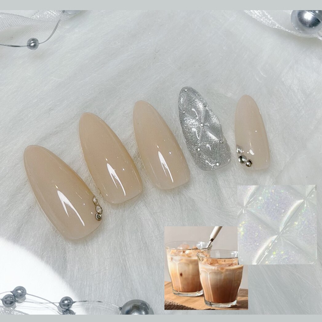 2026年冬トレンド】ホワイト ワンカラーのネイルデザイン集｜人気順