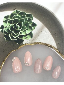 ネイルバズ(Nail BUZZ)/初回ソフトジェルオフ込6800円