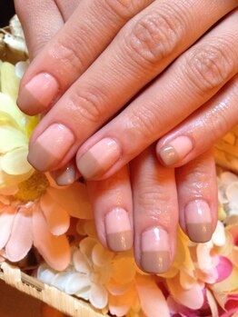 カナ ネイル(Kana nail)/秋のバイカラーネイル