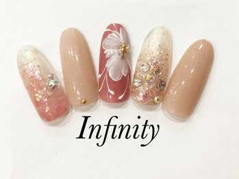 インフィニティ なんば店(Infinity)/まつげパーマ/パリジェンヌ/眉毛
