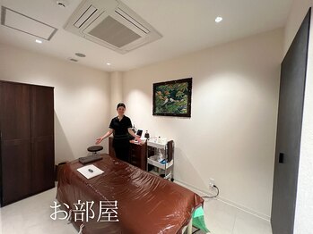 ルナスーリヤ 表参道店/完全個室