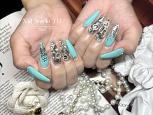 サンサンイチ 関内店(331)/ティファニーブルー×埋め尽くし