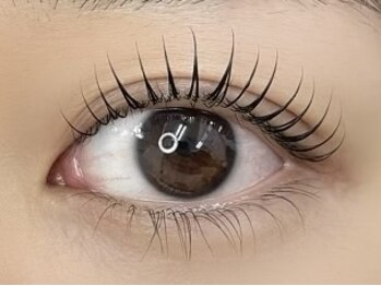 プラスアイ 柏東口店/束感まつ毛パーマ