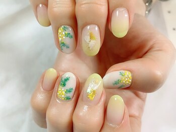 ビーナス(Venus)/ミモザネイル