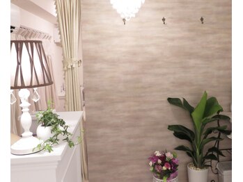 プレシャス(Precious)/フロント