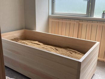 ウォーム(WARM)/酵素浴ルーム