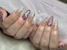 自由上品かわいいデザインから華やかなデザインまで可能です♪