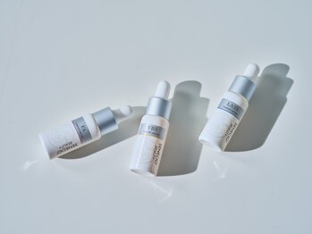 フルールドゥスリジェール(Fleurs de Cerisier)/セネシオ美容液シリーズ