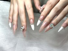 Asteria nail salon/