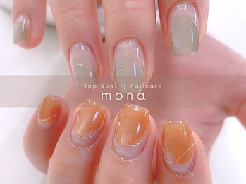 モナ(mona)の写真/シンプル可愛いサンプルが沢山★オリジナルの美容液で爪と指先をしっかり潤い保湿◇丁寧なケアが大好評☆