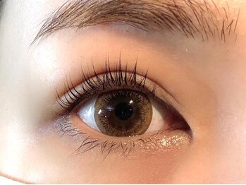 フォリア(Foria)/パリジェンヌラッシュリフト