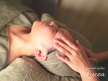 ルチェア(Lucea)/肌悩み別パックで肌質改善！