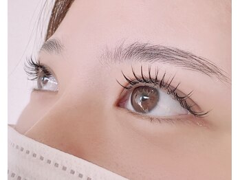 ファムアイラッシュ(Fam eyelash)/