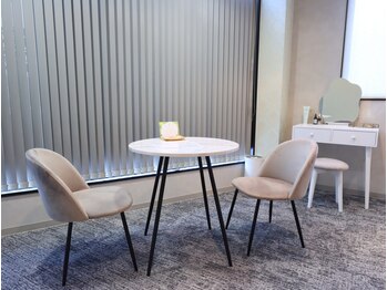 アネーロ(anhelo)/ゆったりとした待合スペース！