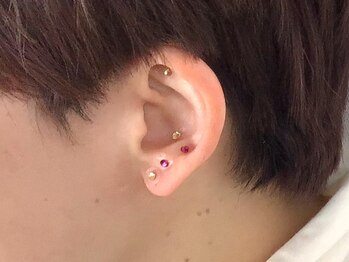 キュアフロウ 新潟巻/SNSで大注目★耳つぼジュエリー