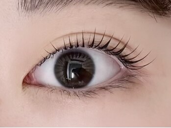 プラスエオノ エオノ(Plus Eono)/パリジェンヌラッシュリフト