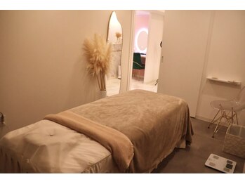 痩身&ブライダルエステサロン MillS 小倉店【3/2 NEW OPEN（予定）】/エステルーム