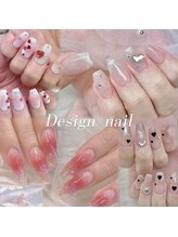 毎月変わる定額コースの紹介+トレンドアート・カラー数＆ストーン・パーツが豊富なのも魅力♪