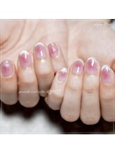 瑠璃(RURI)/チーク×マグネットネイル