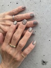 エス(es)/マグネットネイル