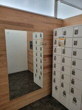 ビッグバンジャパン/更衣室・ロッカー