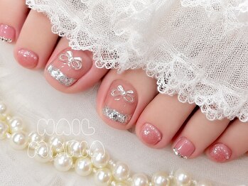 ネイルマフィア 新宿(NAIL MAFIA)の写真/フットネイルがおすすめ！人気のマグネット・オーロラも◎ハンドフット同時施術で指先まで華やかに☆