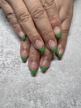 ネイルサロンアンドスクール ミリオン ケイテイ(MILLION KT)/お気軽ネイル