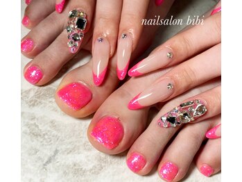 ネイルサロン ビビ(bibi)/ハンドフットお揃いカラー