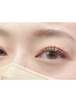 ナチュラル上品な目元にしたい