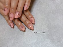 ホワイトネイル 武蔵小杉店(WHITE NAIL)/スキニーフレンチ/ストーン花