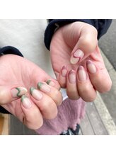 ネイルアルケー(Nail ARCHE)/アシメフレンチ
