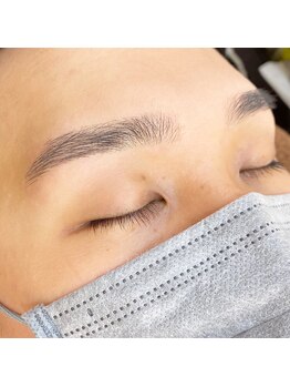 ビューステージ アイブロウサロン 金山/ストレート